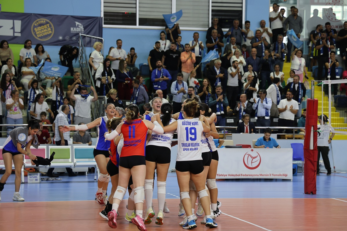 KADIN VOLEYBOL TAKIMIMIZ, 2025-2026 SEZONUNU ZAFERLE KAPATTI - 4
