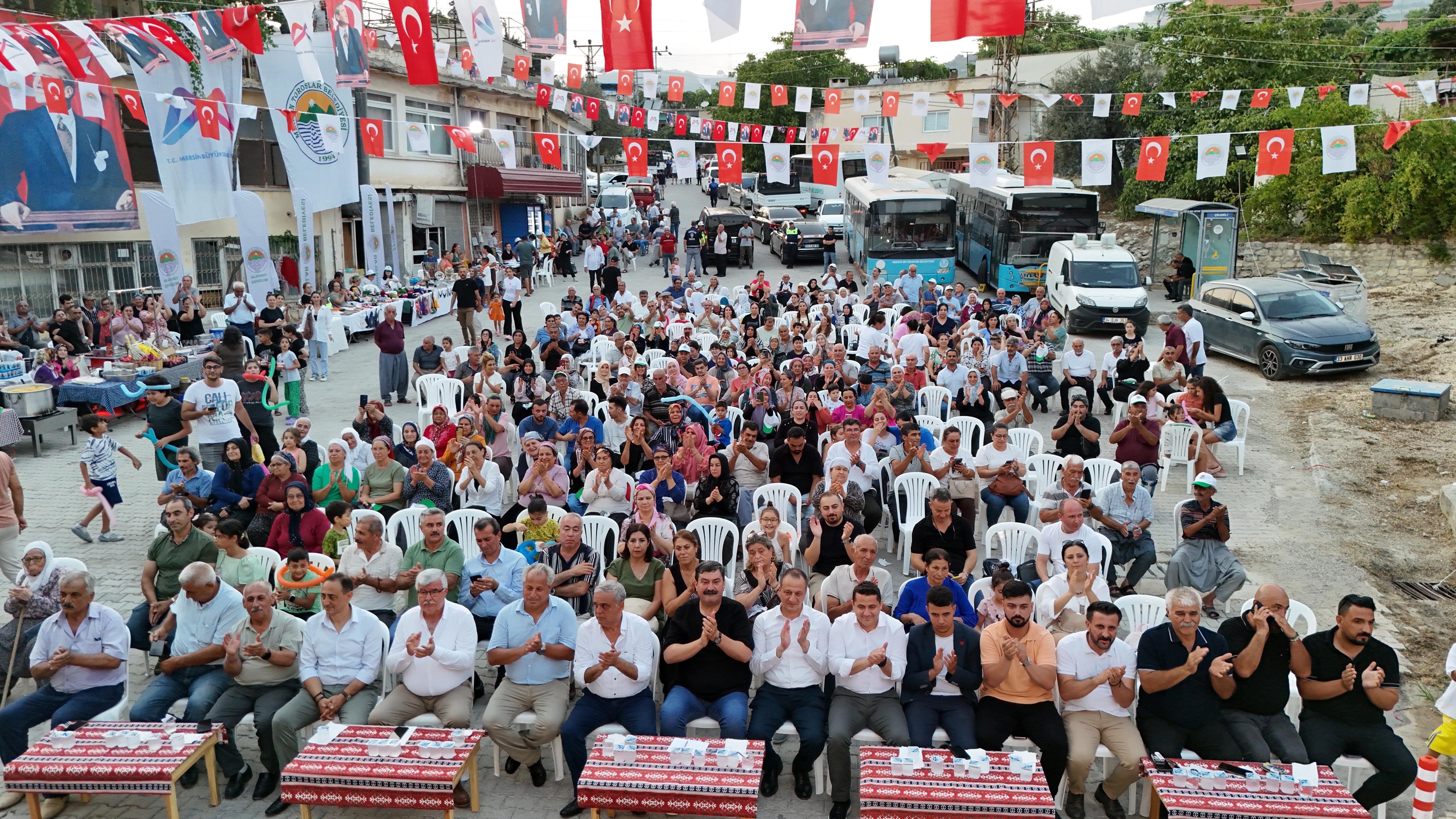 TOROSLAR’DA 2. ÜZÜM HASADI ETKİNLİĞİ BÜYÜK İLGİ GÖRDÜ