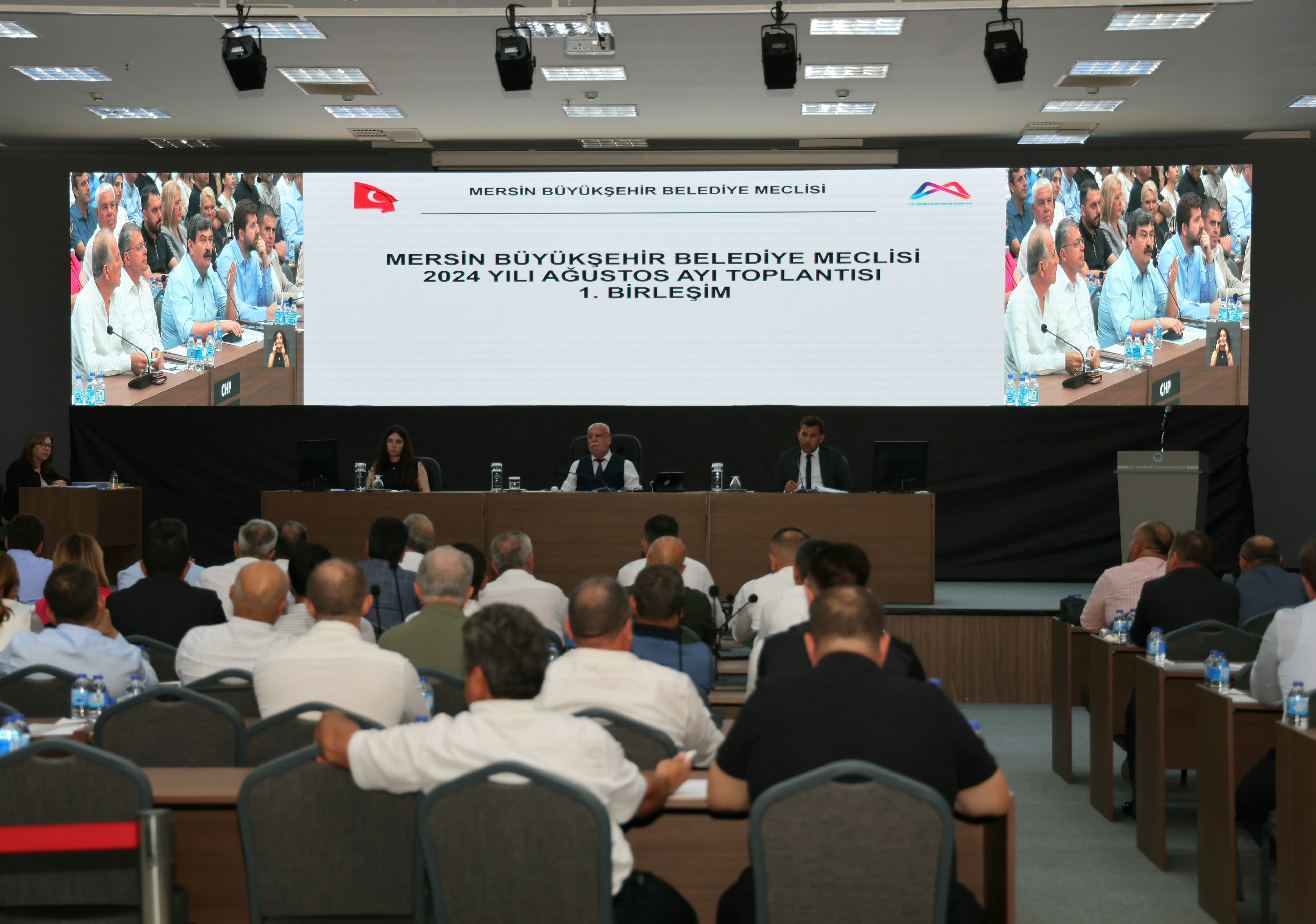İLLER BANKASI HEM GELİRE EL KOYDU HEM FAİZ ÖDETTİ, BAŞKAN YILDIZ İSYAN ETTİ