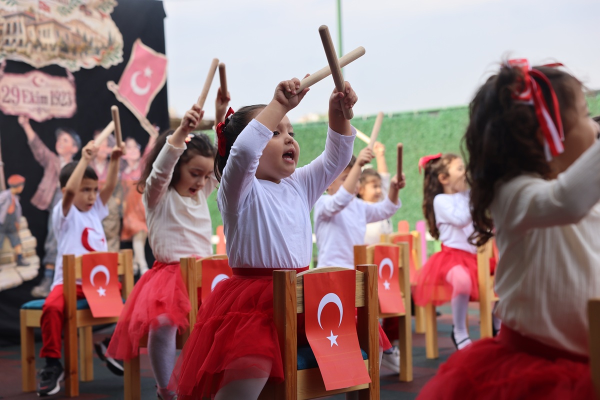 TOROSLAR’IN GÜNDÜZ BAKIMEVLERİ’NDE CUMHURİYET COŞKUSU - Görsel 12