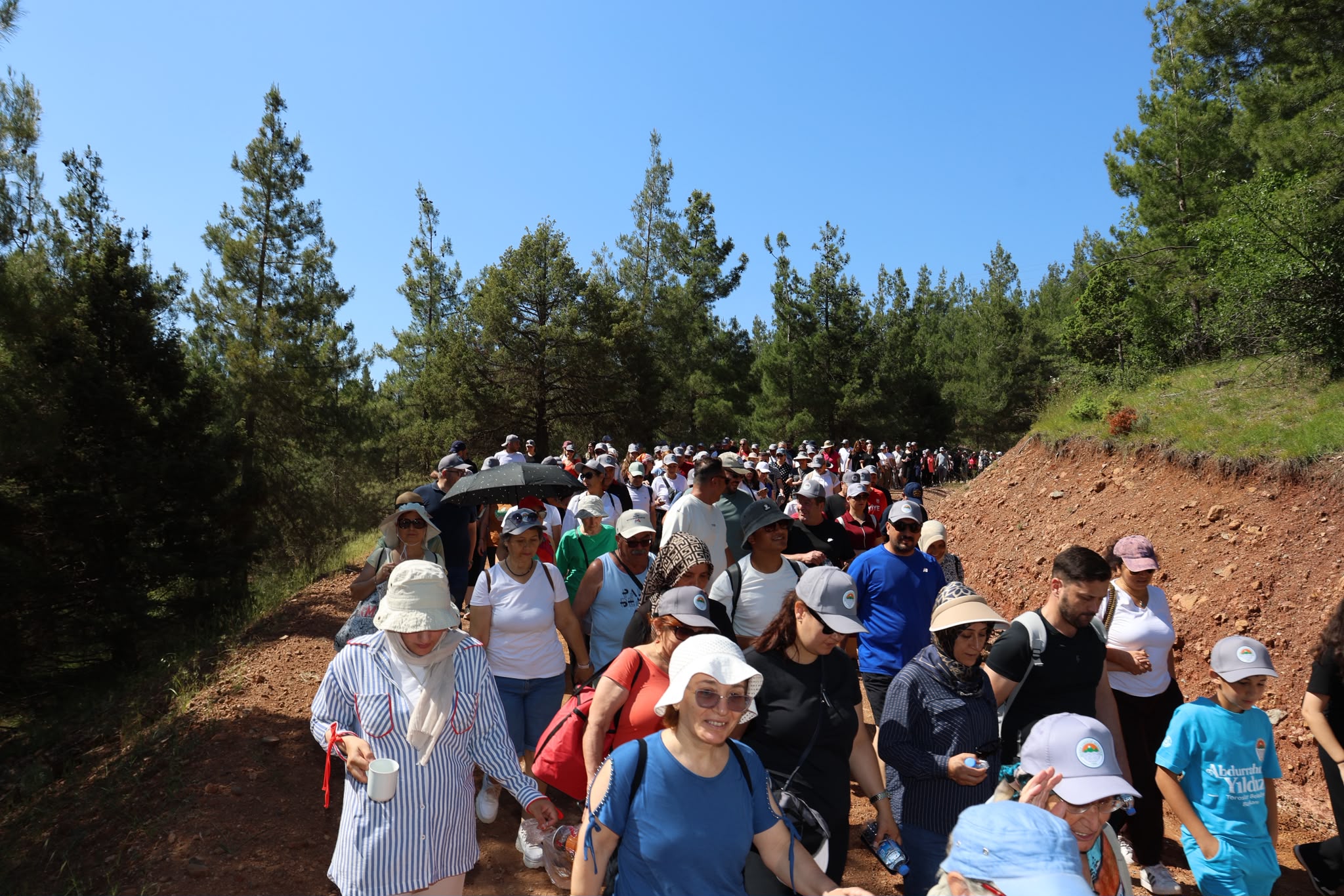 TOROSLAR BELEDİYESİNDEN GÜZELYAYLA’DA DOĞA YÜRÜYÜŞÜ - Görsel 12
