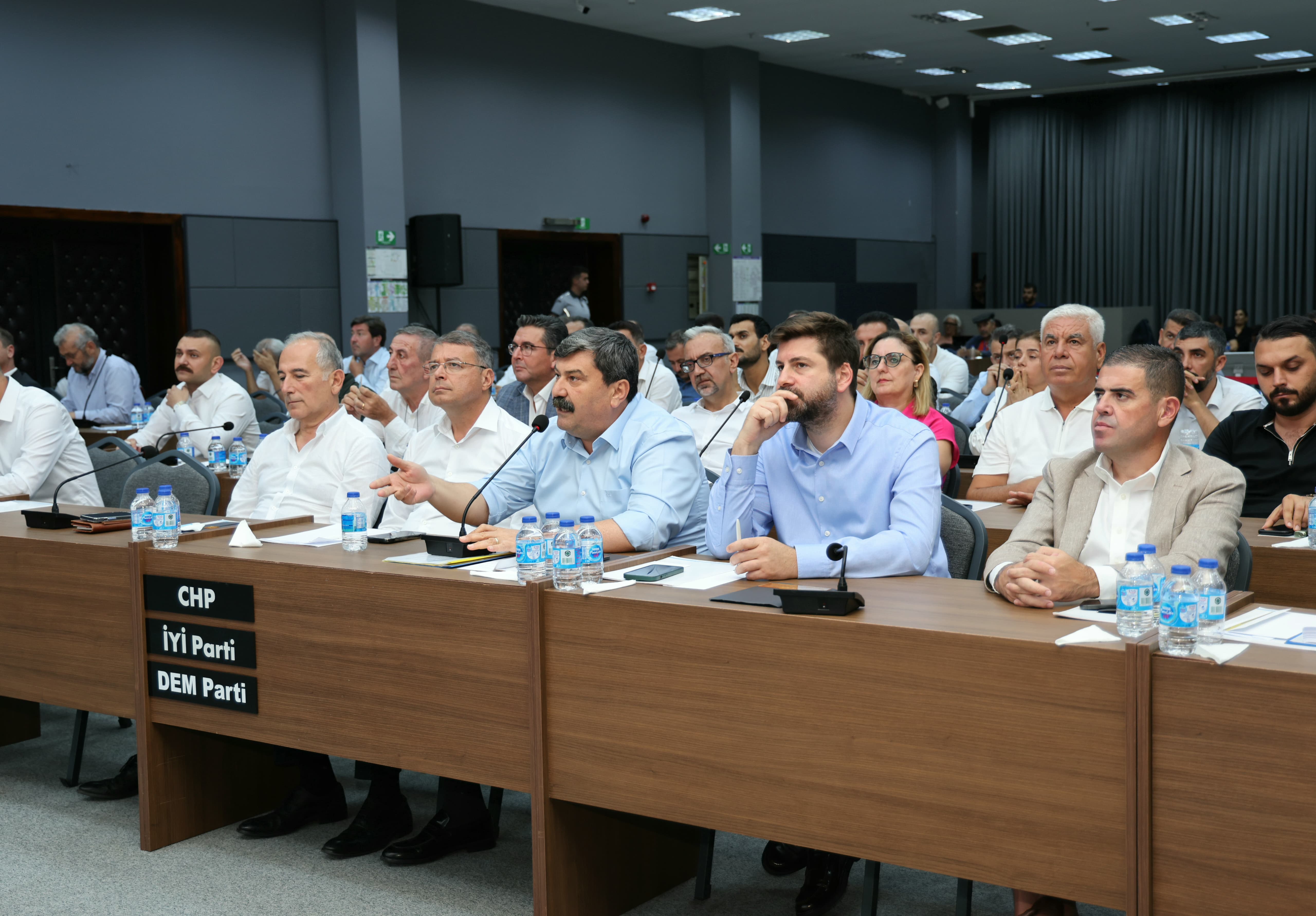 İLLER BANKASI HEM GELİRE EL KOYDU HEM FAİZ ÖDETTİ, BAŞKAN YILDIZ İSYAN ETTİ