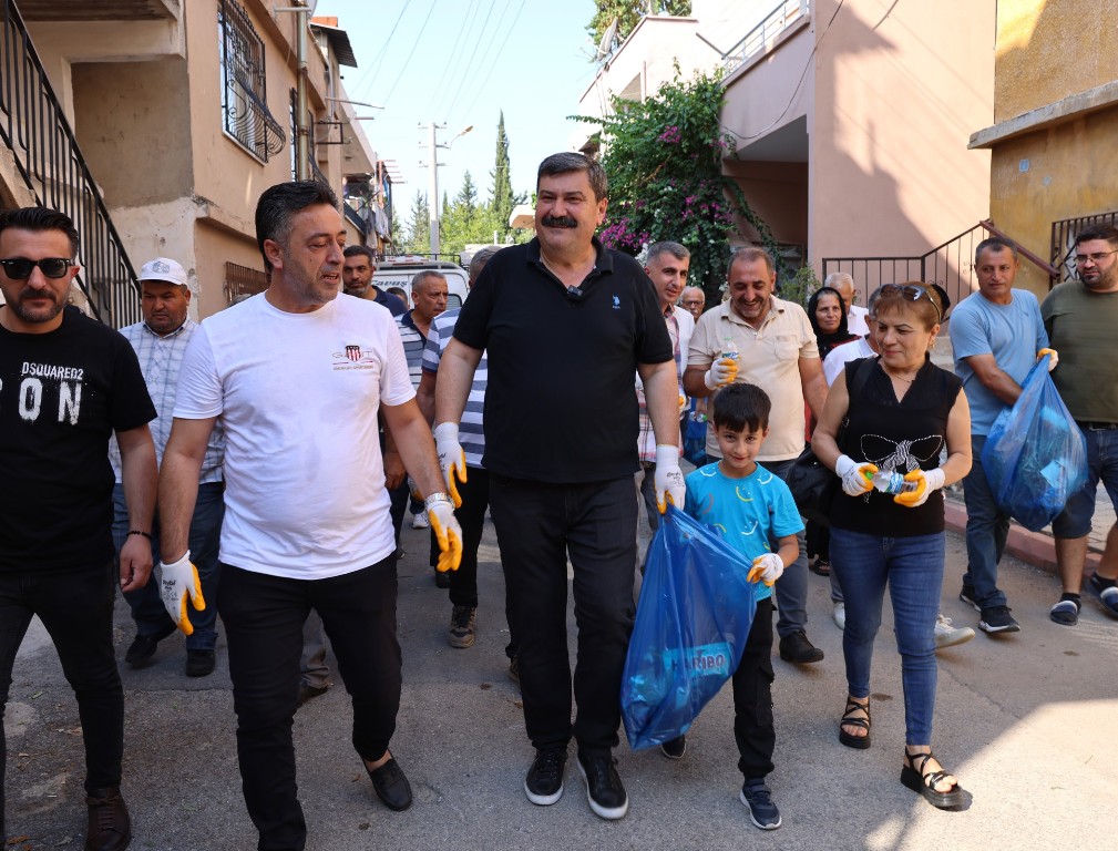 BAŞKAN YILDIZ: TOROSLAR’I TERTEMİZ YAPANA KADAR TEMİZLİK SEFERBERLİĞİMİZ DEVAM EDECEK