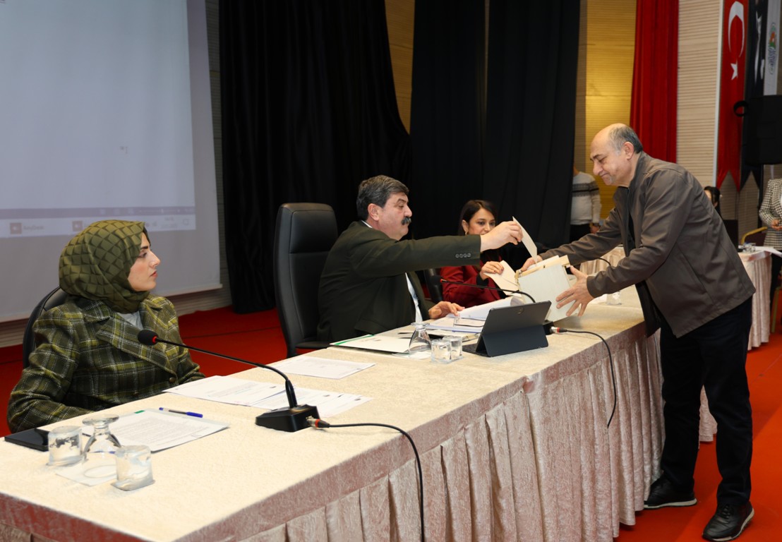 TOROSLAR BELEDİYESİ, 2025 YILININ İLK MECLİS TOPLANTISINI YAPTI