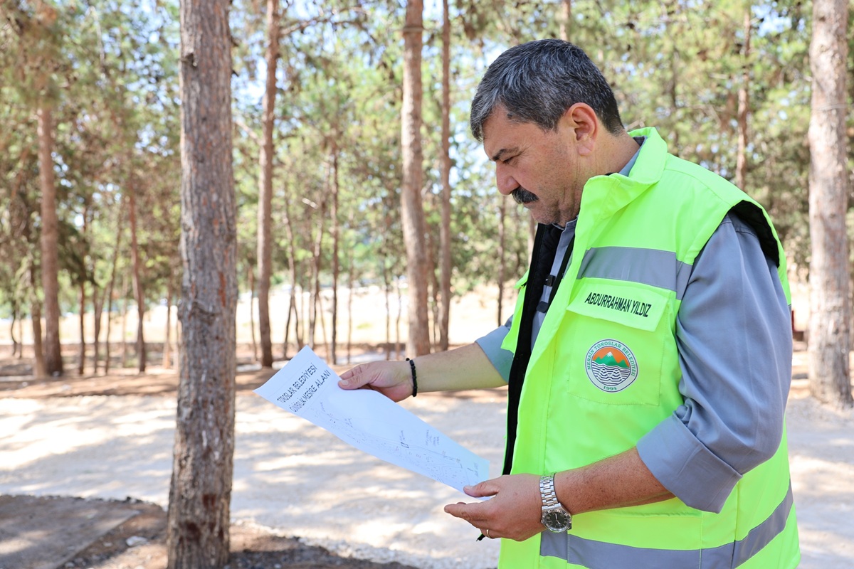TOROSLAR BELEDİYESİ 16 BİN METREKARELİK PİKNİK ALANINI YENİLİYOR - Görsel 6
