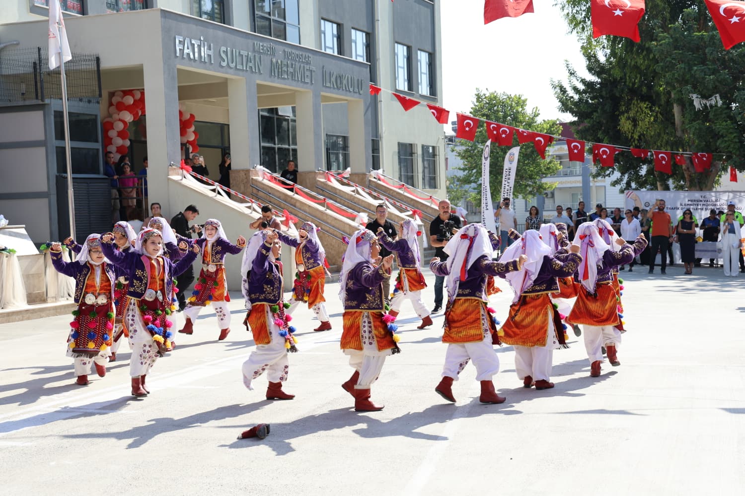 BAŞKAN YILDIZ, İLKÖĞRETİM HAFTASI KUTLAMASINA KATILDI