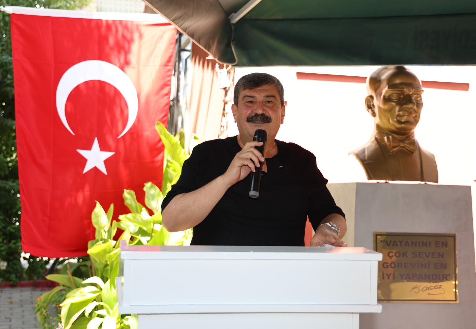 TOROSLAR’DA OKUMA YAZMA KURSUNUN MEZUNLARI SERTİFİKALARINI ALDI