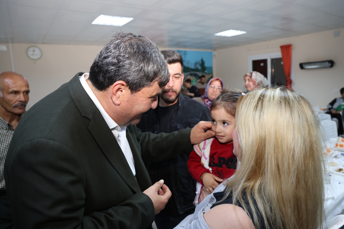 BAŞKAN YILDIZ, VATANDAŞLARLA İFTAR’DA BULUŞTU
