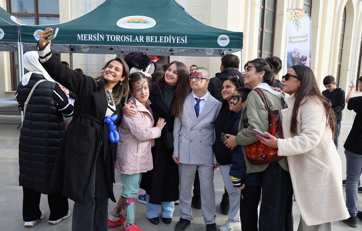 TOROSLAR BELEDİYESİNDEN DÜNYA ENGELLİLER GÜNÜ’NE ÖZEL FARKINDALIK ETKİNLİĞİ