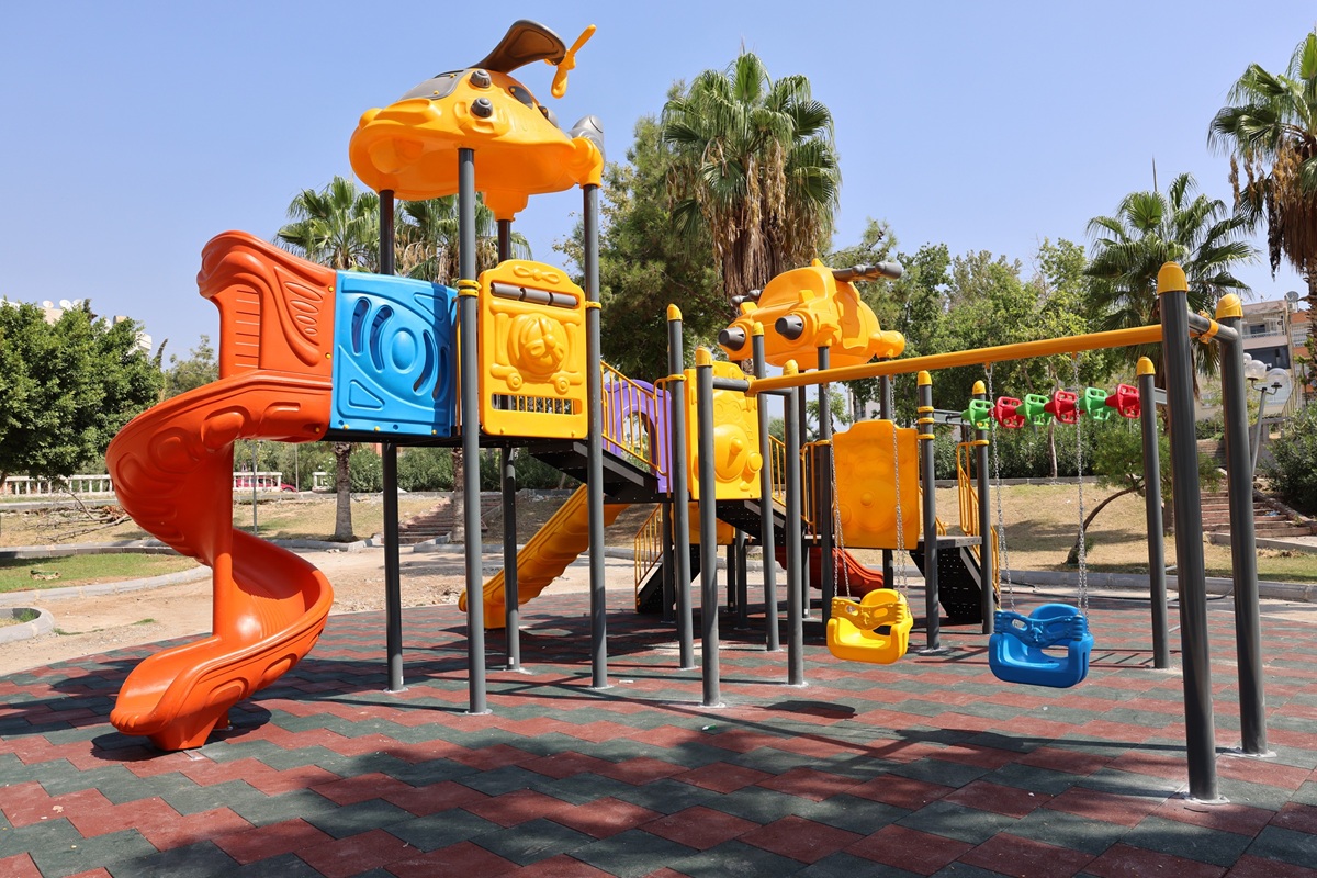 TOROSLAR’DA 5 YENİ PARK HİZMETE SUNULDU, 20 PARK YENİLENDİ - Görsel 4