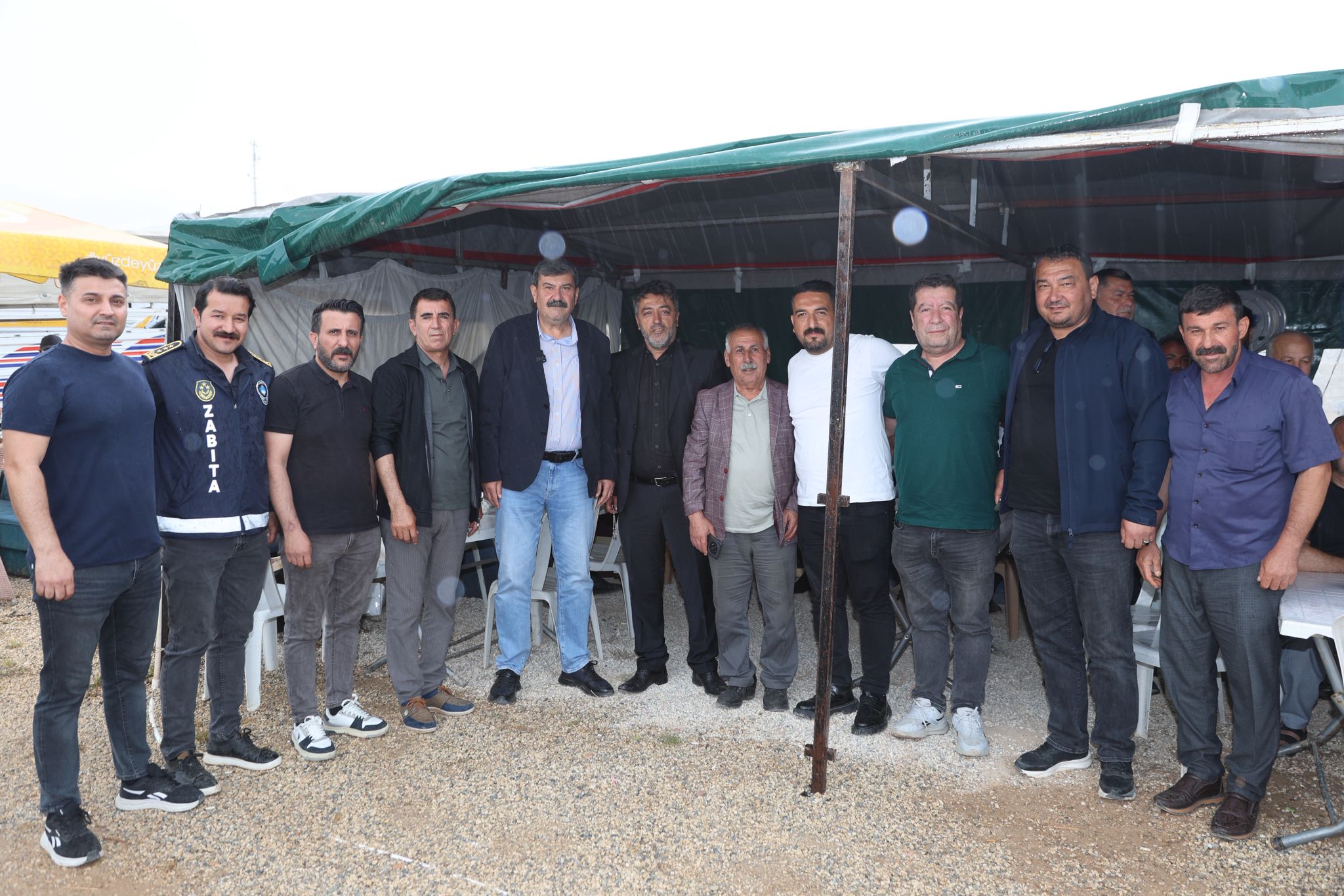 BAŞKAN YILDIZ KURBAN SATIŞ ALANINI ZİYARET ETTİ