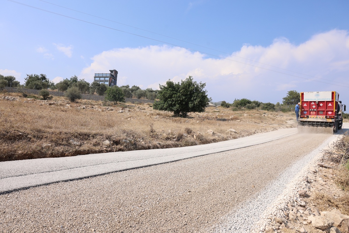 TOROSLAR’IN KIRSAL MAHALLELERİNDE YOLLAR YENİLENİYOR - Görsel 10