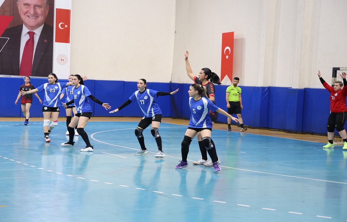 TOROSLAR BELEDİYESİ SPOR KULÜBÜ’NDE ÇİFTE GALİBİYET