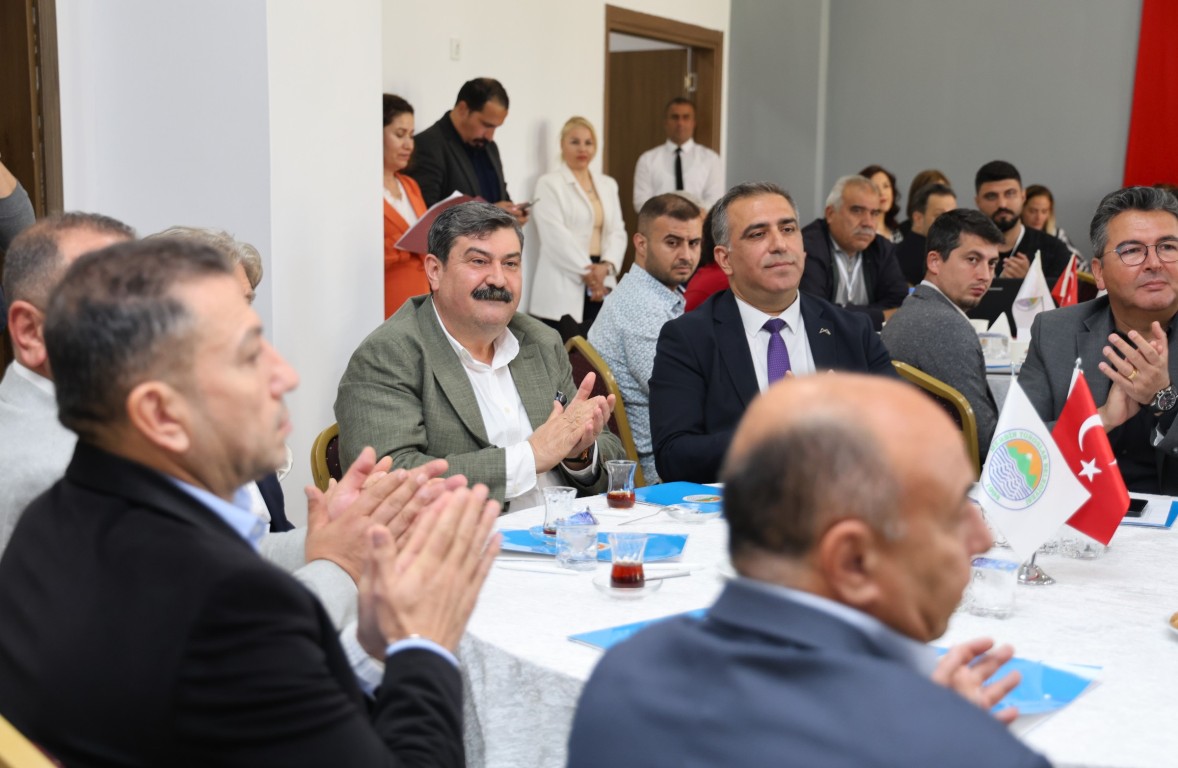 YEREL YÖNETİMLERDE İŞ SAĞLIĞI VE GÜVENLİĞİ ÇALIŞTAYI, TOROSLAR BELEDİYESİNİN EV SAHİPLİĞİNDE YAPILDI