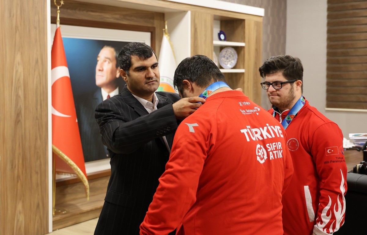 BAŞKAN YILDIZ, ÖZEL MİSAFİRLERİNİ AĞIRLADI