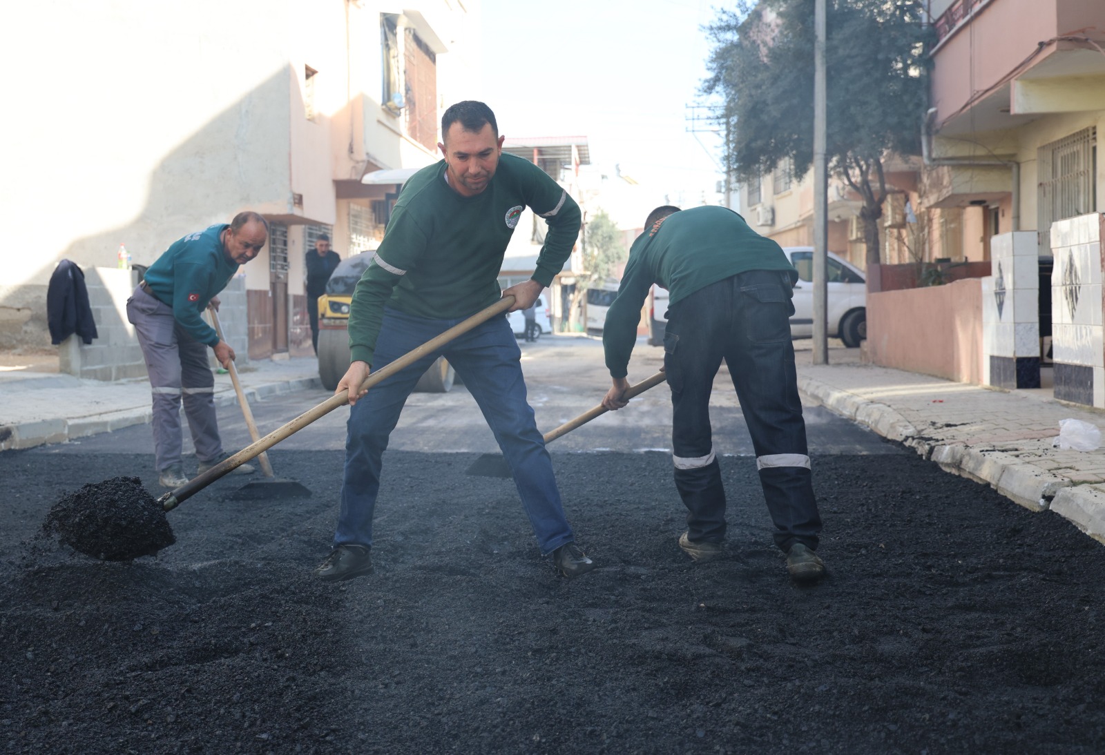 TOROSLAR’DA YOLLAR YENİLENİYOR, KONFOR ARTIYOR