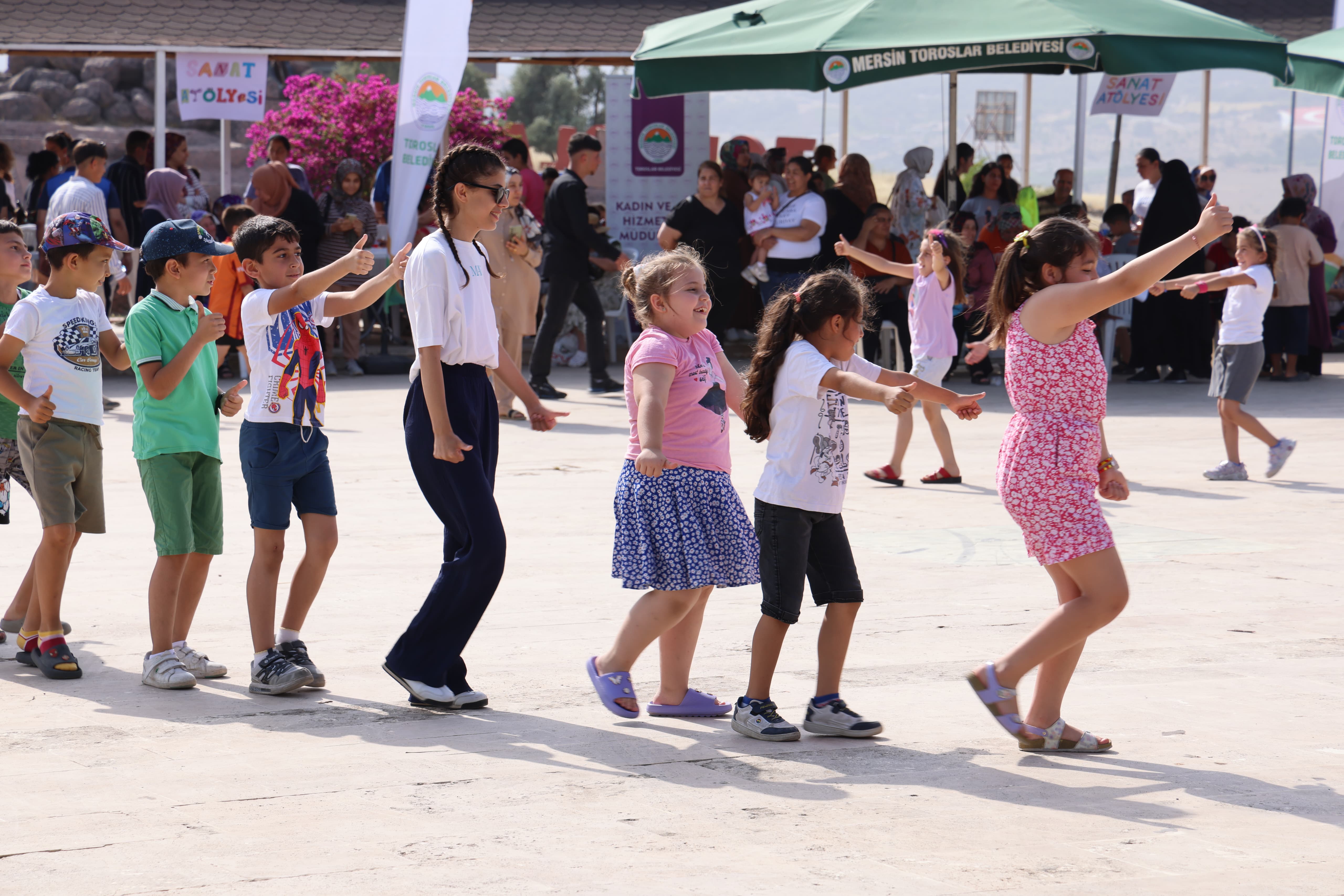 TOROSLAR’DA ÇOCUKLAR ŞENLİKTE BULUŞTU