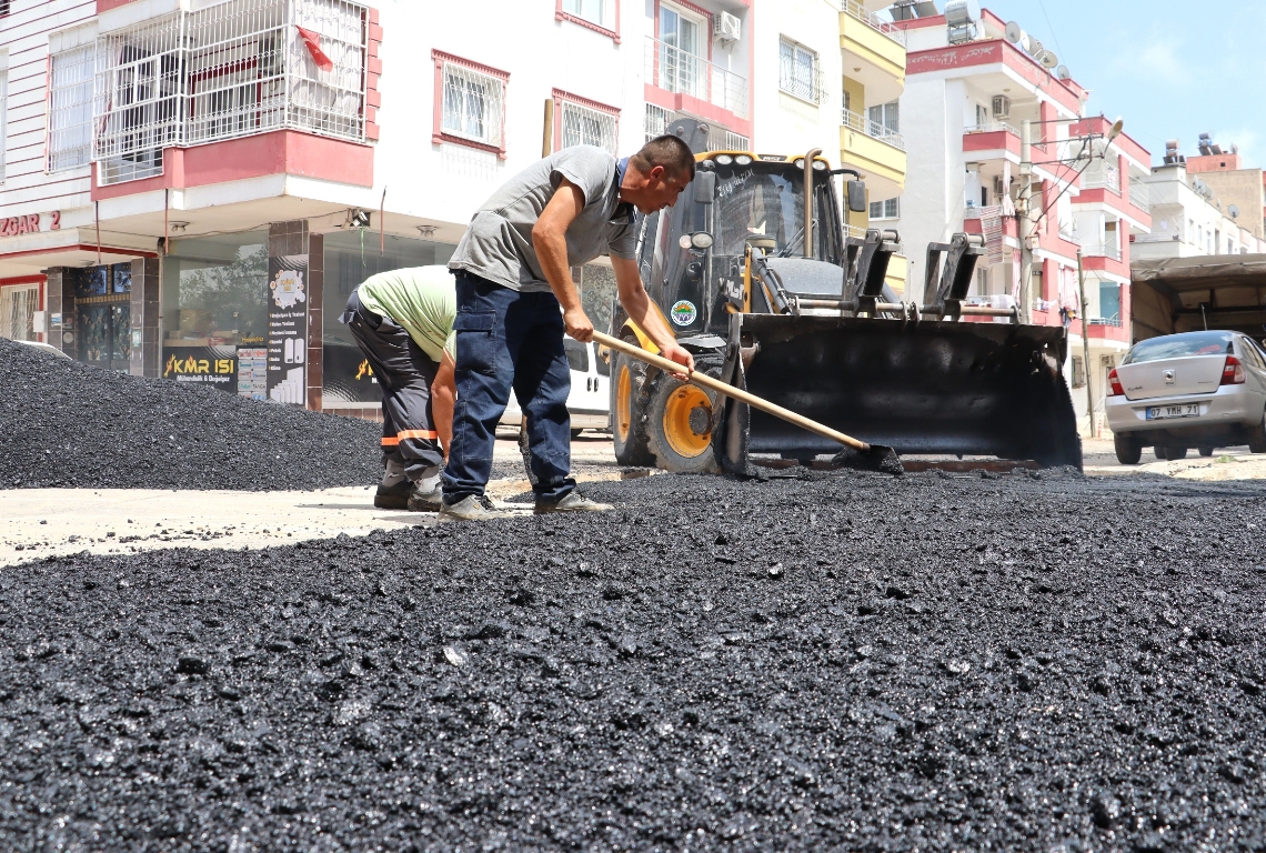 TOROSLAR’DA ASFALT ATAĞI BAŞLADI