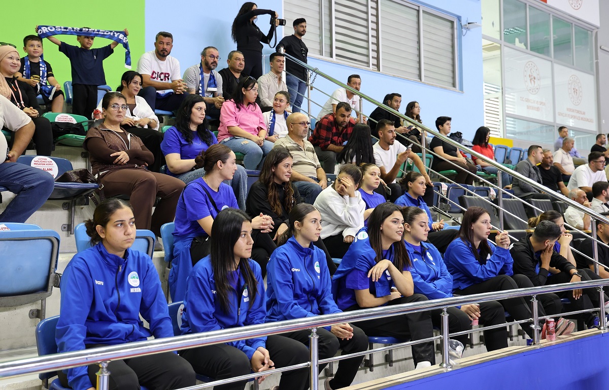 TOROSLAR’IN KADIN VOLEYBOL TAKIMI SEZONA GALİBİYETLE BAŞLADI - Görsel 6