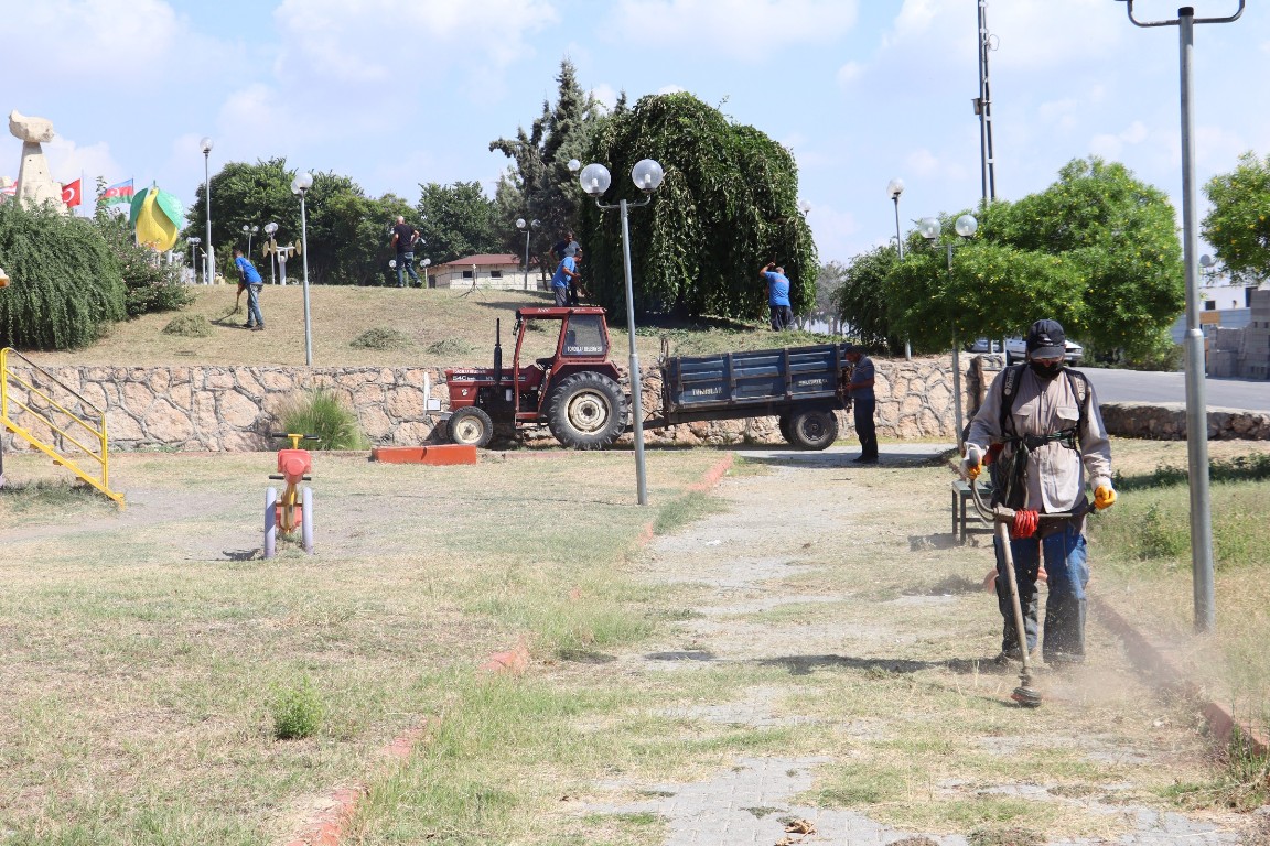 TOROSLAR’IN PARKLARINDA SONBAHAR HAZIRLIĞI