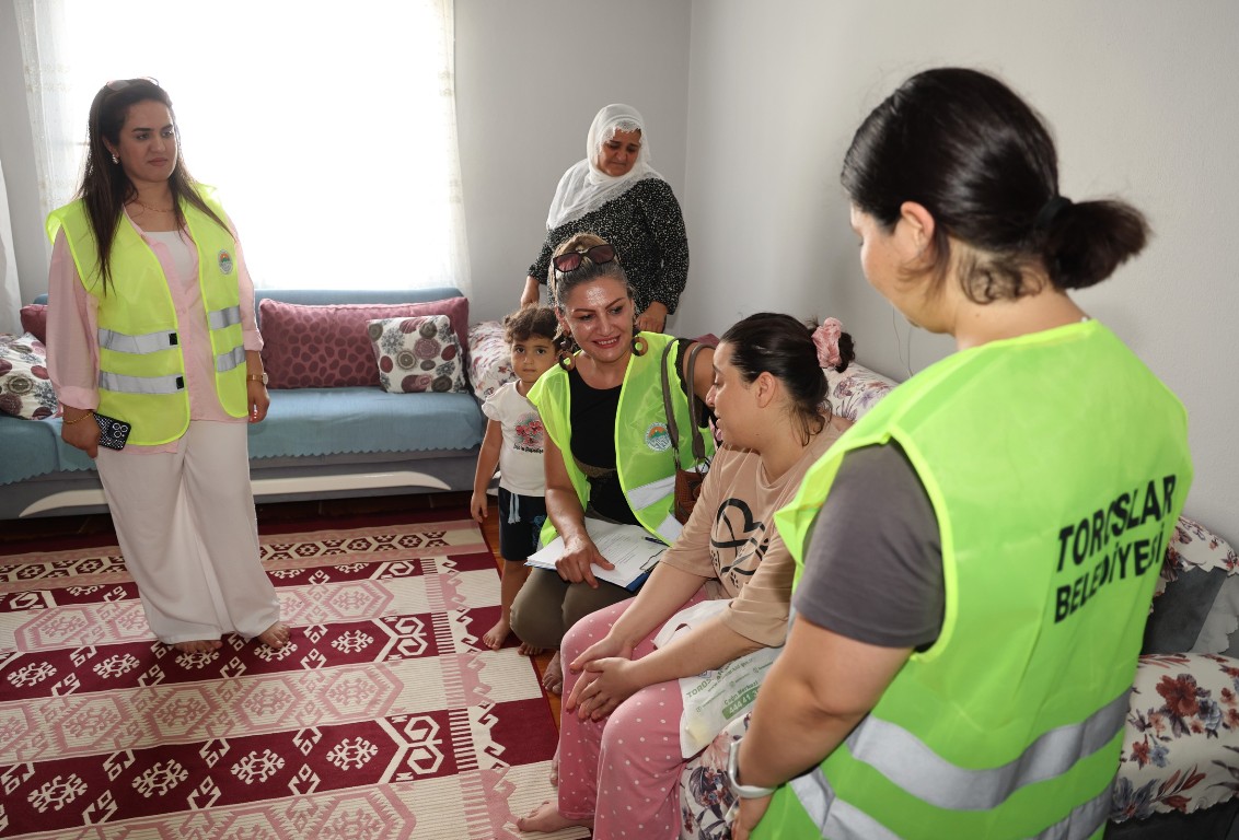 TOROSLAR’DA SOSYAL BELEDİYECİLİKLE GÖNÜLLERE DOKUNAN HİZMET