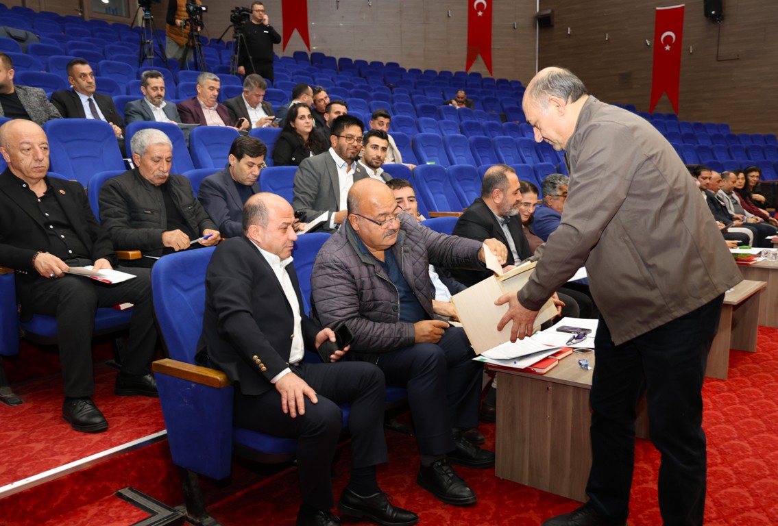 TOROSLAR BELEDİYESİ, 2025 YILININ İLK MECLİS TOPLANTISINI YAPTI