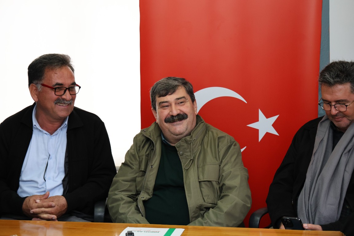 TOROSLAR BELEDİYE BAŞKANI YILDIZ, KIRSAL MAHALLELERDE YURTTAŞLARLA BULUŞTU