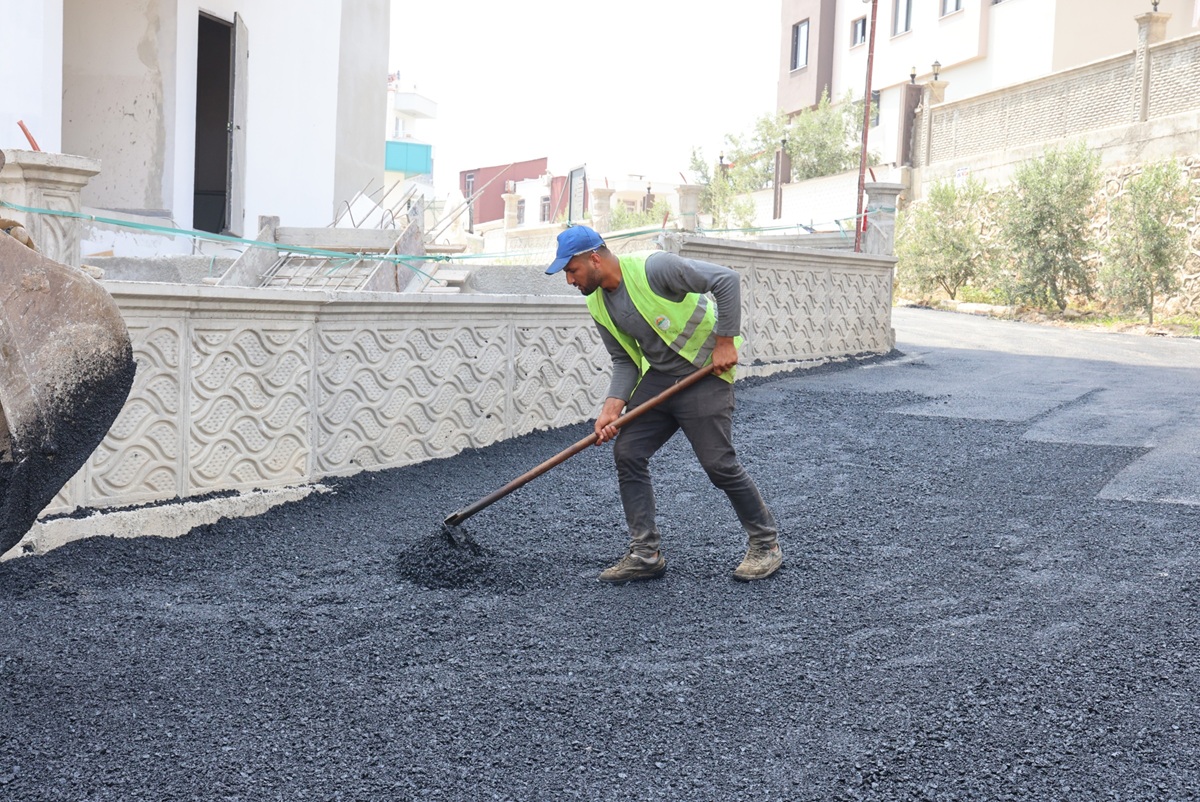 TOROSLAR’DA ASFALT VE YOL DÜZENLEME ÇALIŞMALARI SÜRÜYOR - Görsel 7