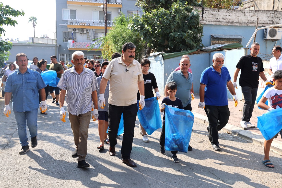 “TOROSLAR’DA TEMİZLİK SORUNU KÖKTEN ÇÖZÜLECEK”