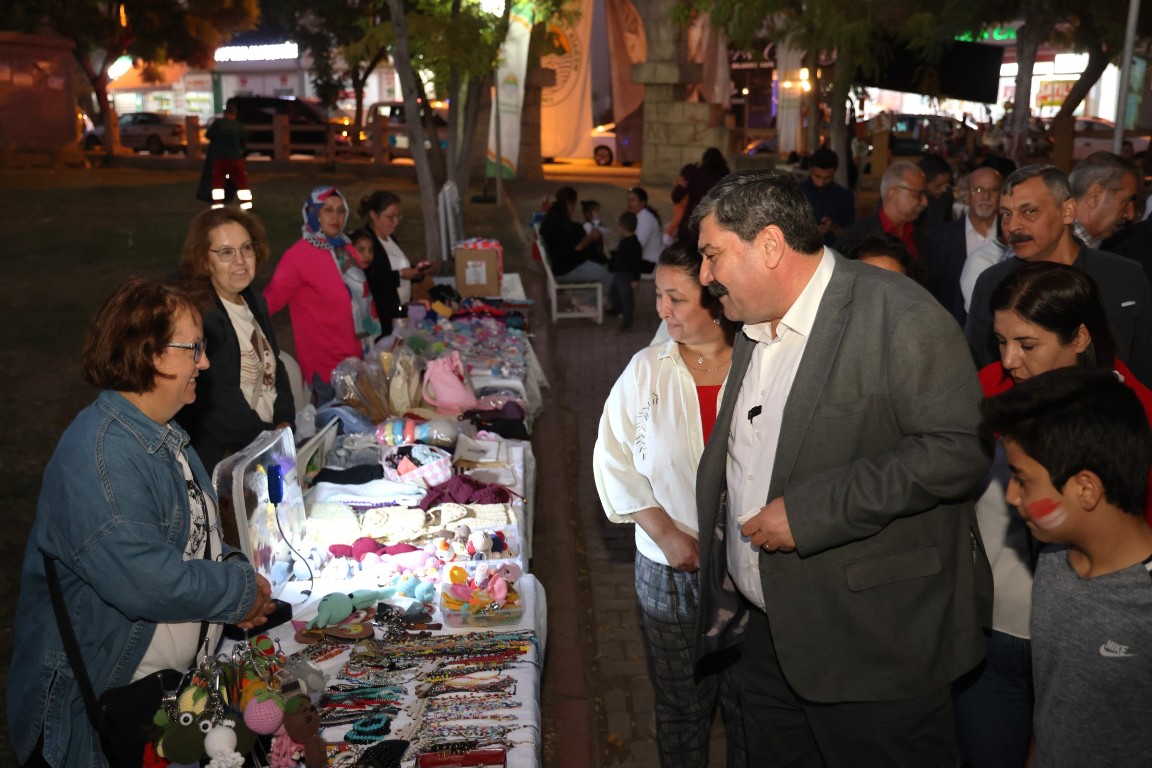 TOROSLAR'DA CUMHURİYET BAYRAMI COŞKUYLA KUTLANDI