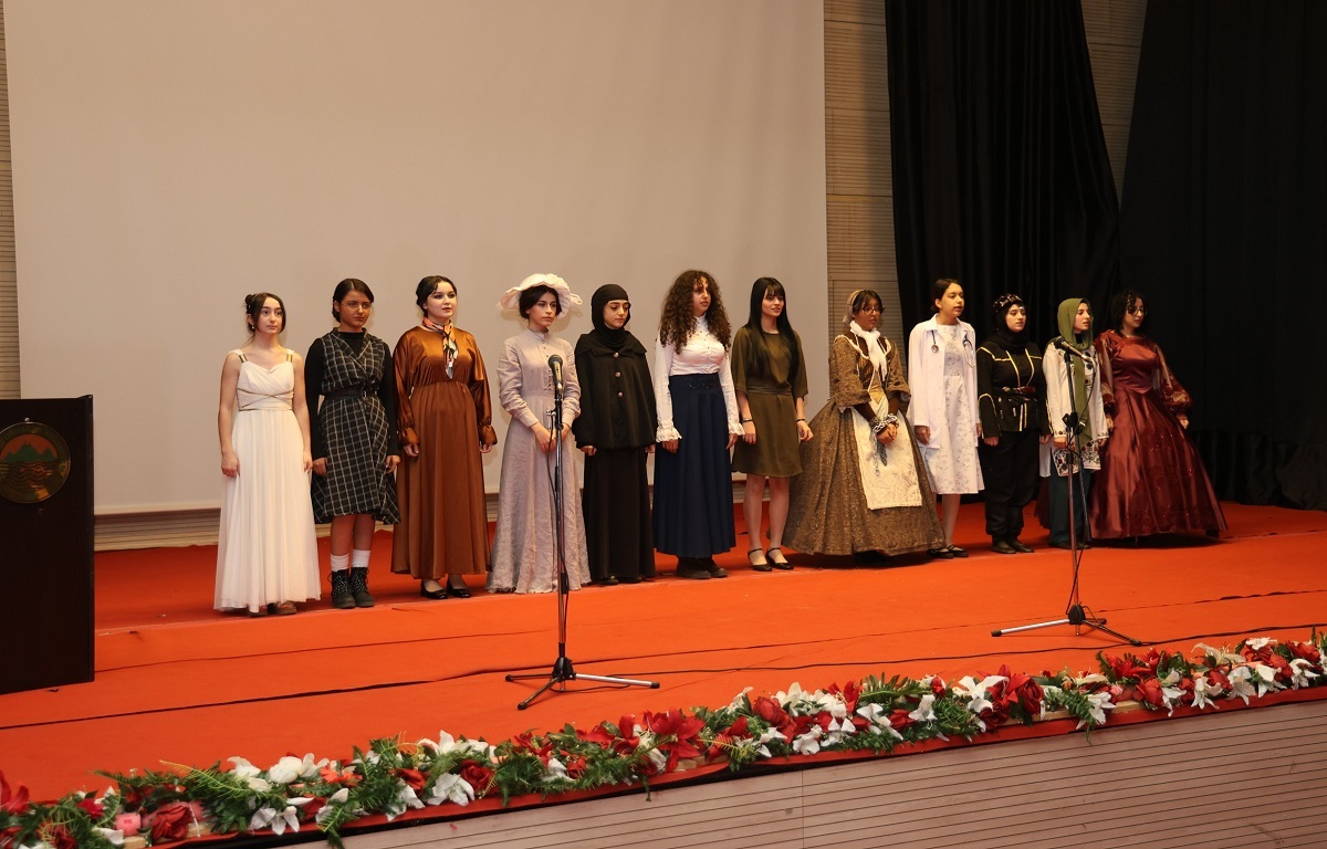 TOROSLAR’DA “KADIN DOSTU BELEDİYELER” ÇALIŞTAYI DÜZENLENDİ