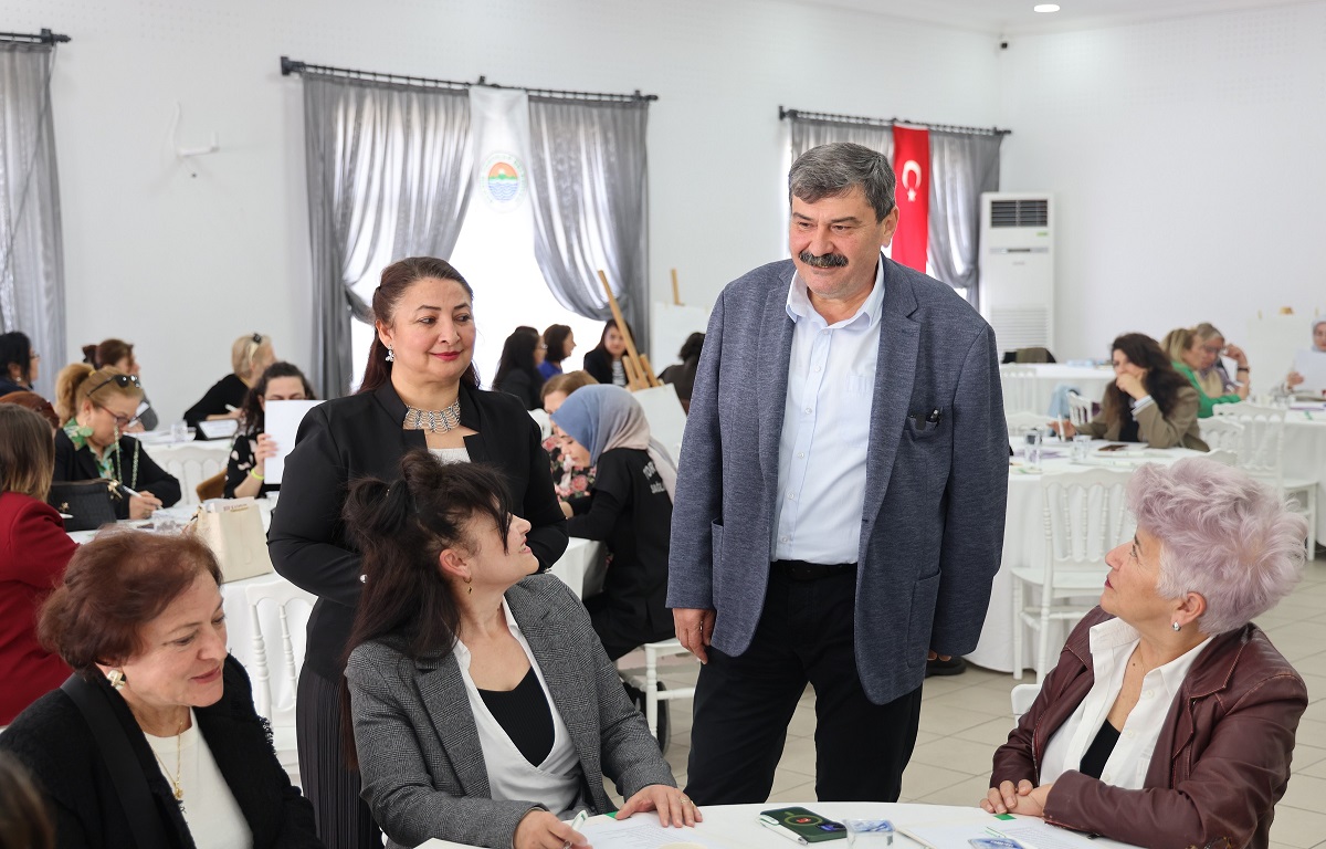 TOROSLAR’DA “KADIN DOSTU BELEDİYELER” ÇALIŞTAYI DÜZENLENDİ
