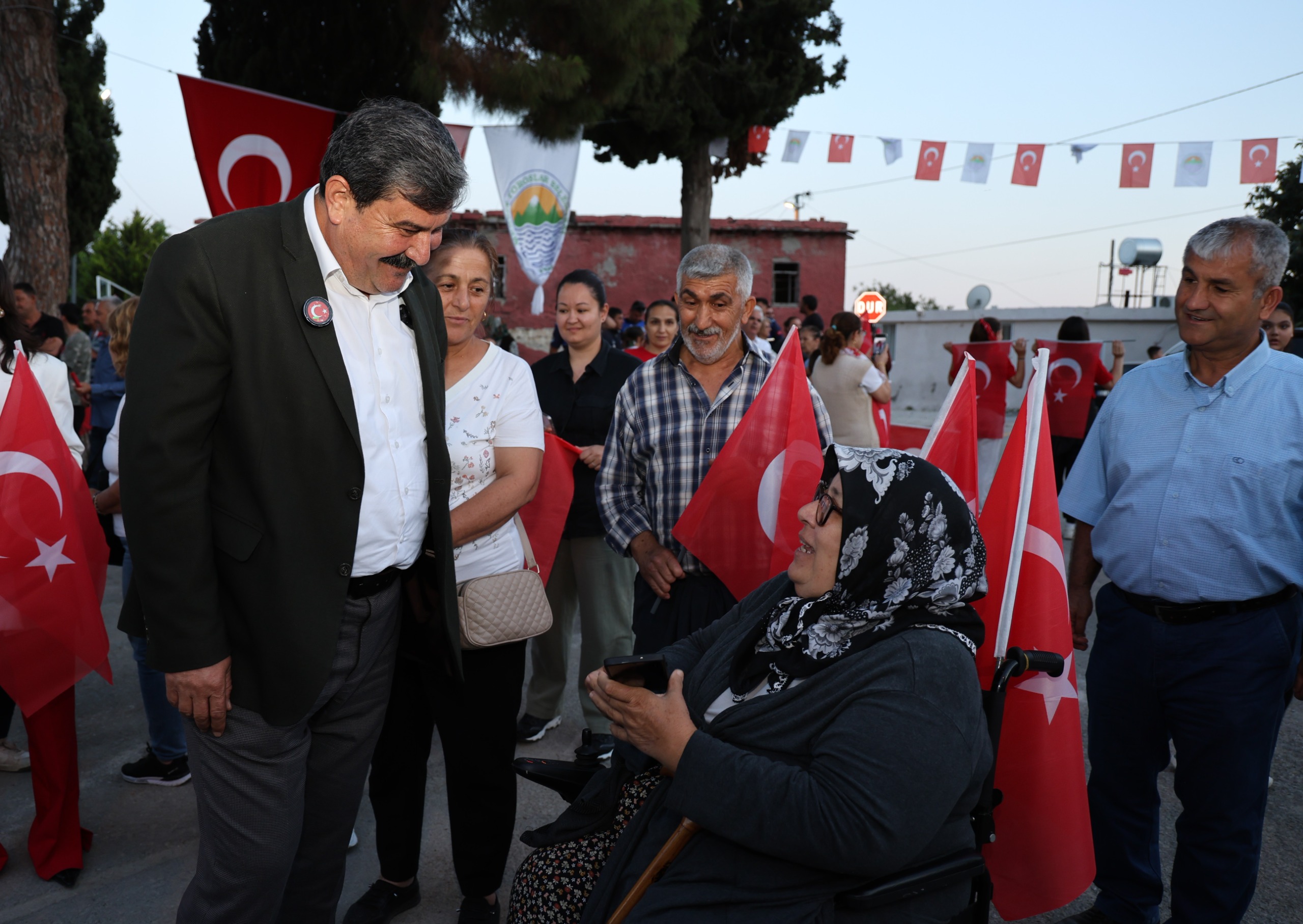 TOROSLAR’DA 19 MAYIS COŞKUSU, MEŞALELERLE YÜRÜDÜLER