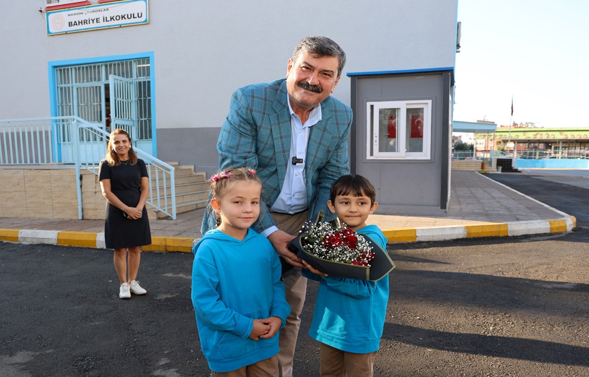 BAŞKAN YILDIZ’DAN, EN ÇOK ATIK PİL TOPLAYAN ÖĞRENCİLERE SÜRPRİZ ZİYARET