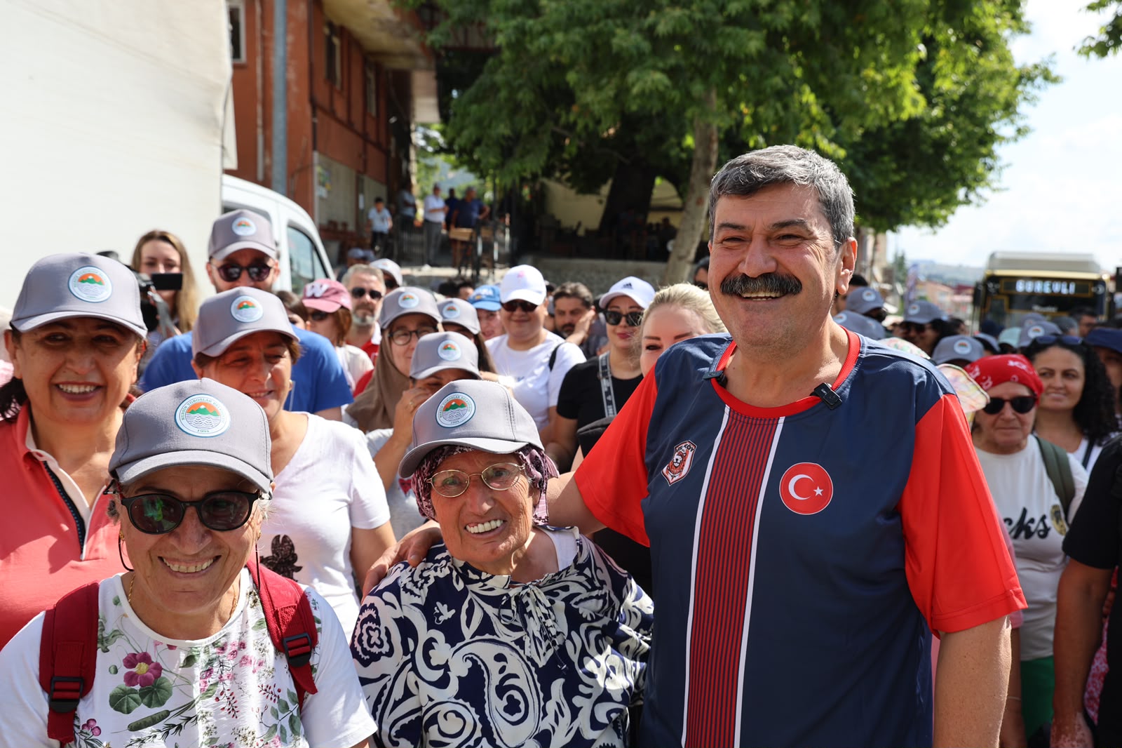 HER AY FARKLI BİR ROTA! TOROSLAR BELEDİYESİNİN DOĞA YÜRÜYÜŞLERİ YOĞUN İLGİYLE DEVAM EDİYOR - Görsel 2