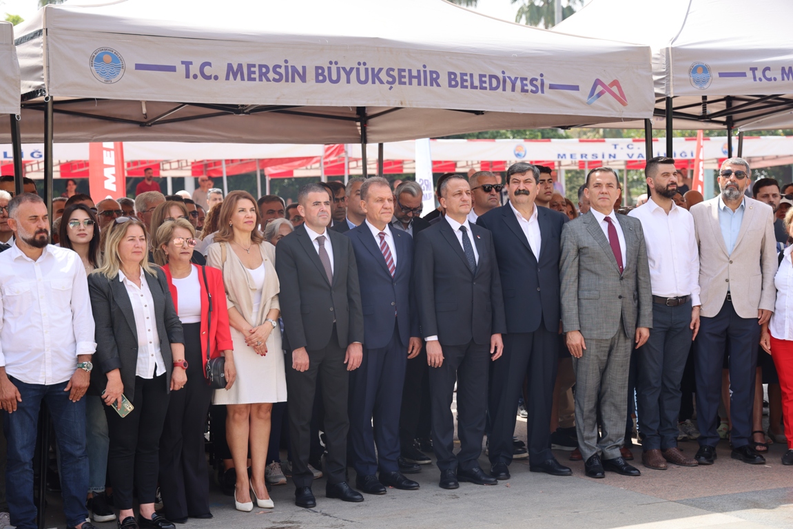 BAŞKAN YILDIZ, ÇOCUKLARIN BAYRAM SEVİNCİNİ PAYLAŞTI