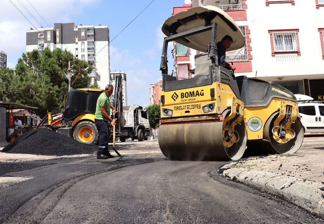 TOROSLAR’DA ASFALT ATAĞI BAŞLADI