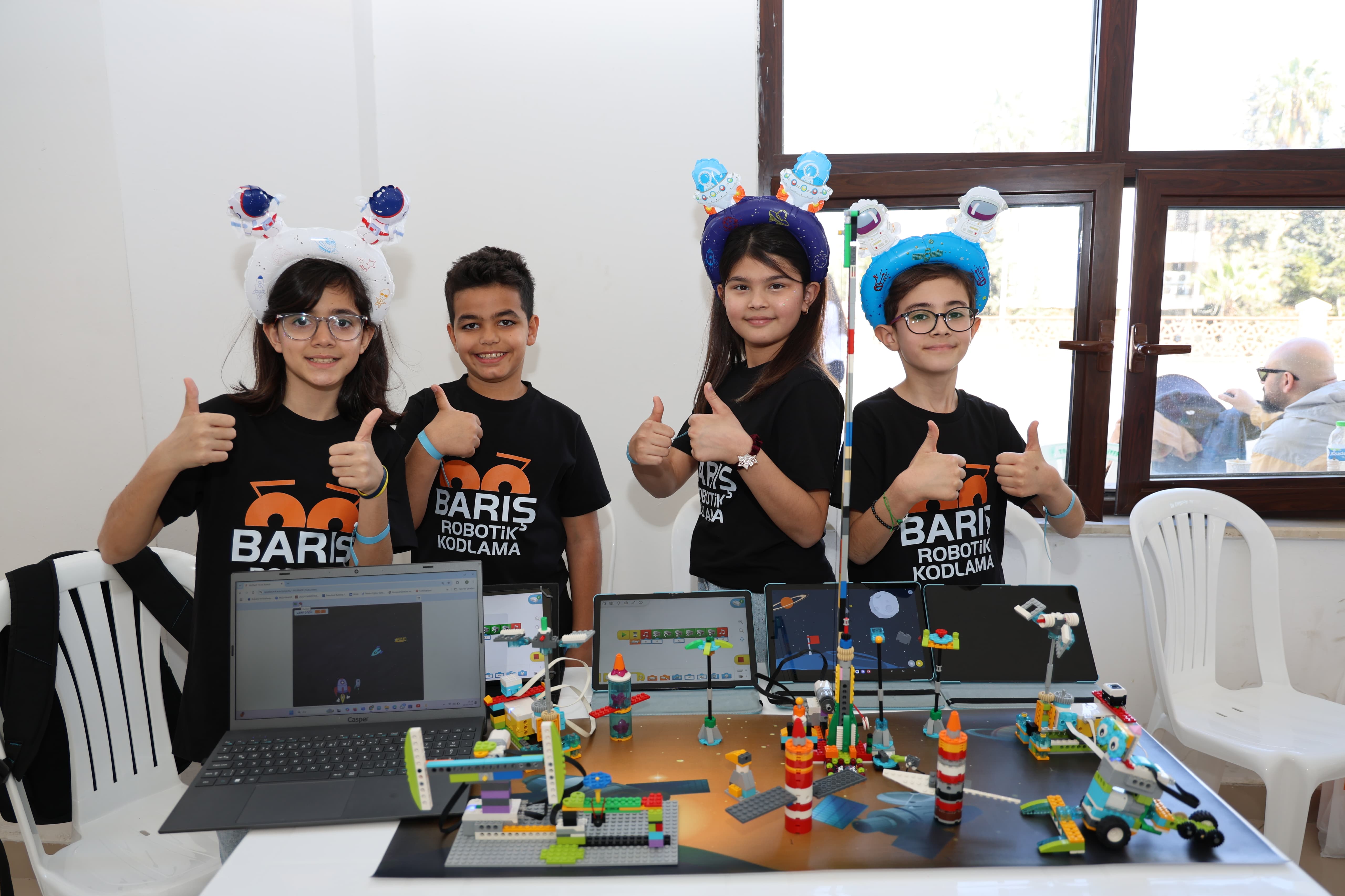TOROSLAR BELEDİYESİNİN ÖNCÜLÜĞÜNDE ROBOTİK YARIŞMA DÜZENLENDİ