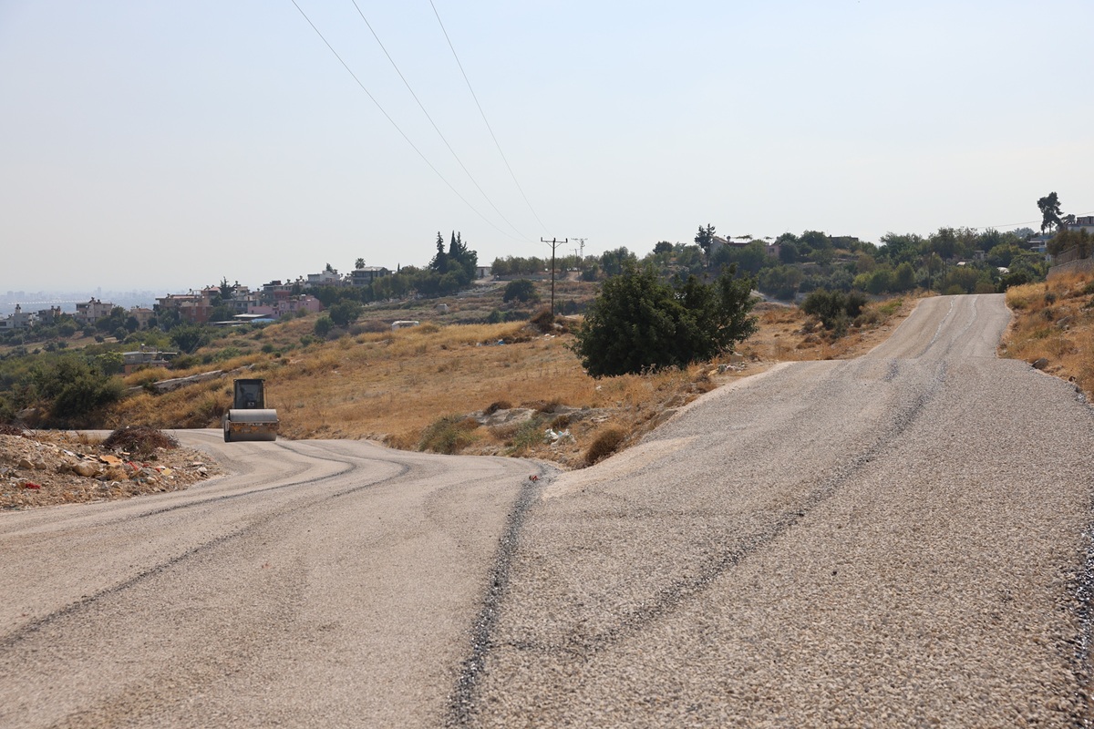 TOROSLAR’IN KIRSAL MAHALLELERİNDE YOLLAR YENİLENİYOR - Görsel 11