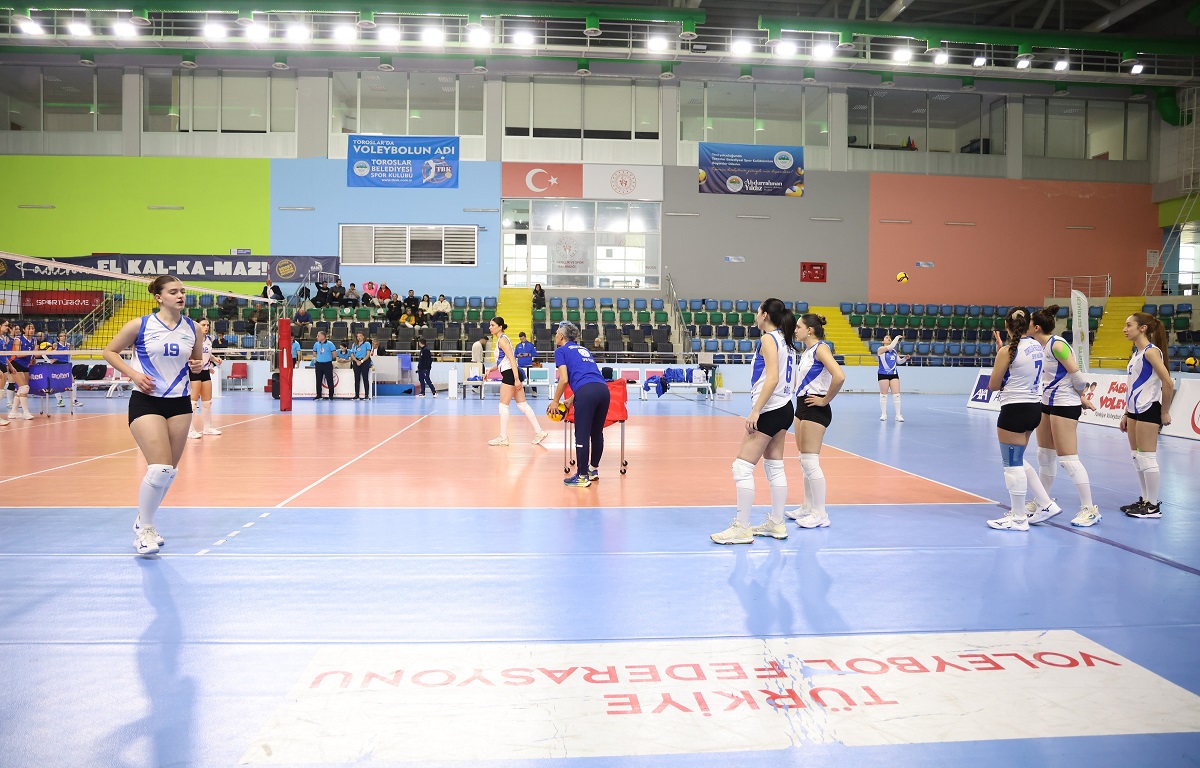 TOROSLAR’IN MELEKLERİ SEZONU ZAFERLE KAPATTI
