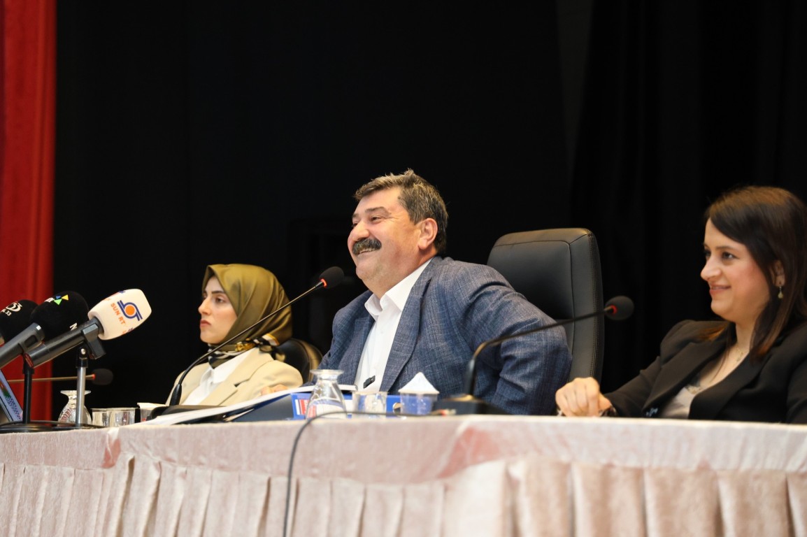 TOROSLAR BELEDİYE BAŞKANI YILDIZ’DAN BELEDİYE MECLİSİ ÜYELERİNE “HİZMETLERİ ENGELLEMEYİN” ÇAĞRISI