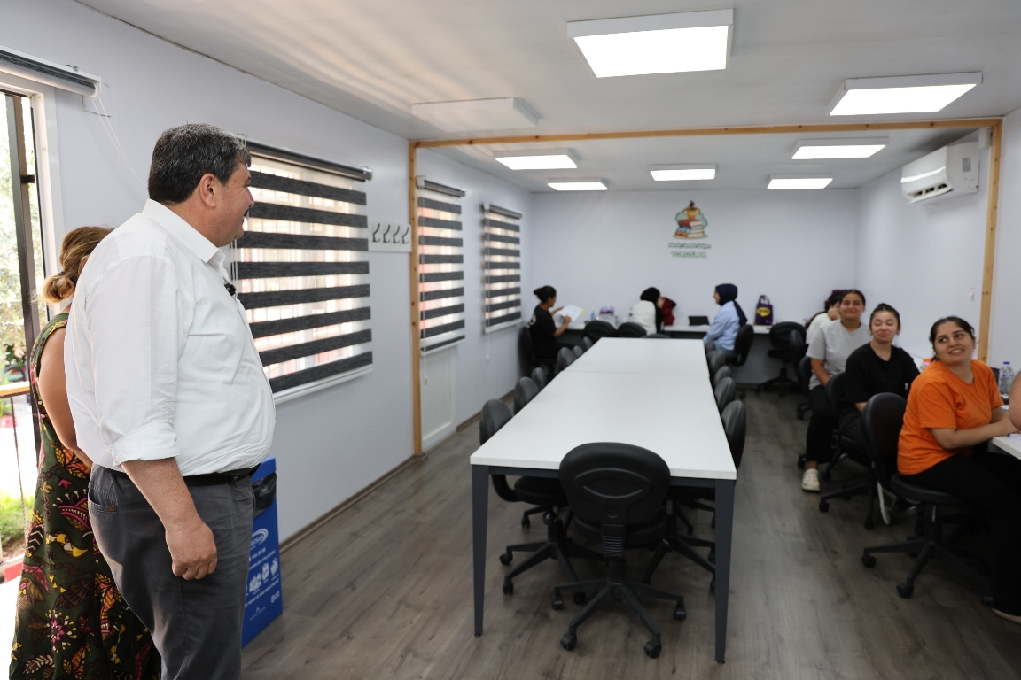 BAŞKAN YILDIZ’DAN YKS ÖNCESİ ÖĞRENCİLERE MORAL ZİYARETİ VE BAŞARI MESAJI