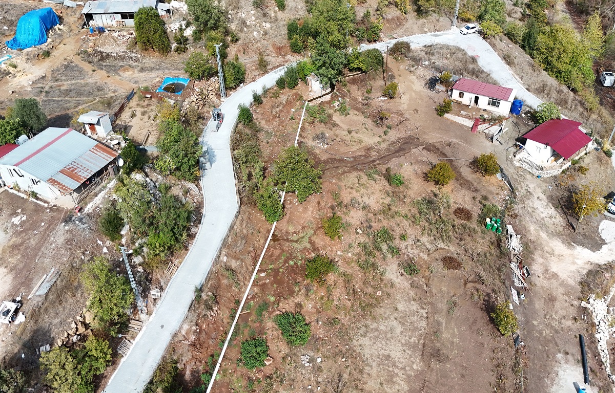 TOROSLAR BELEDİYESİ, YAYLA YOLLARINI KİLİT PARKEYLE YENİLİYOR