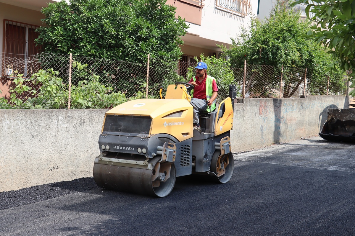 TOROSLAR’DA ASFALT VE YOL DÜZENLEME ÇALIŞMALARI SÜRÜYOR - Görsel 4