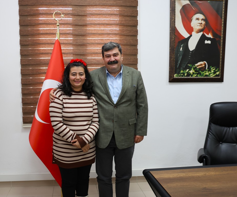 BAŞKAN YILDIZ’DAN ÖZEL BİREY KÜBRA’YA ANLAMLI ZİYARET