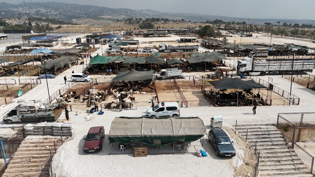 TOROSLAR’DA KURBAN BAYRAMI HAZIRLIKLARI TAMAMLANDI