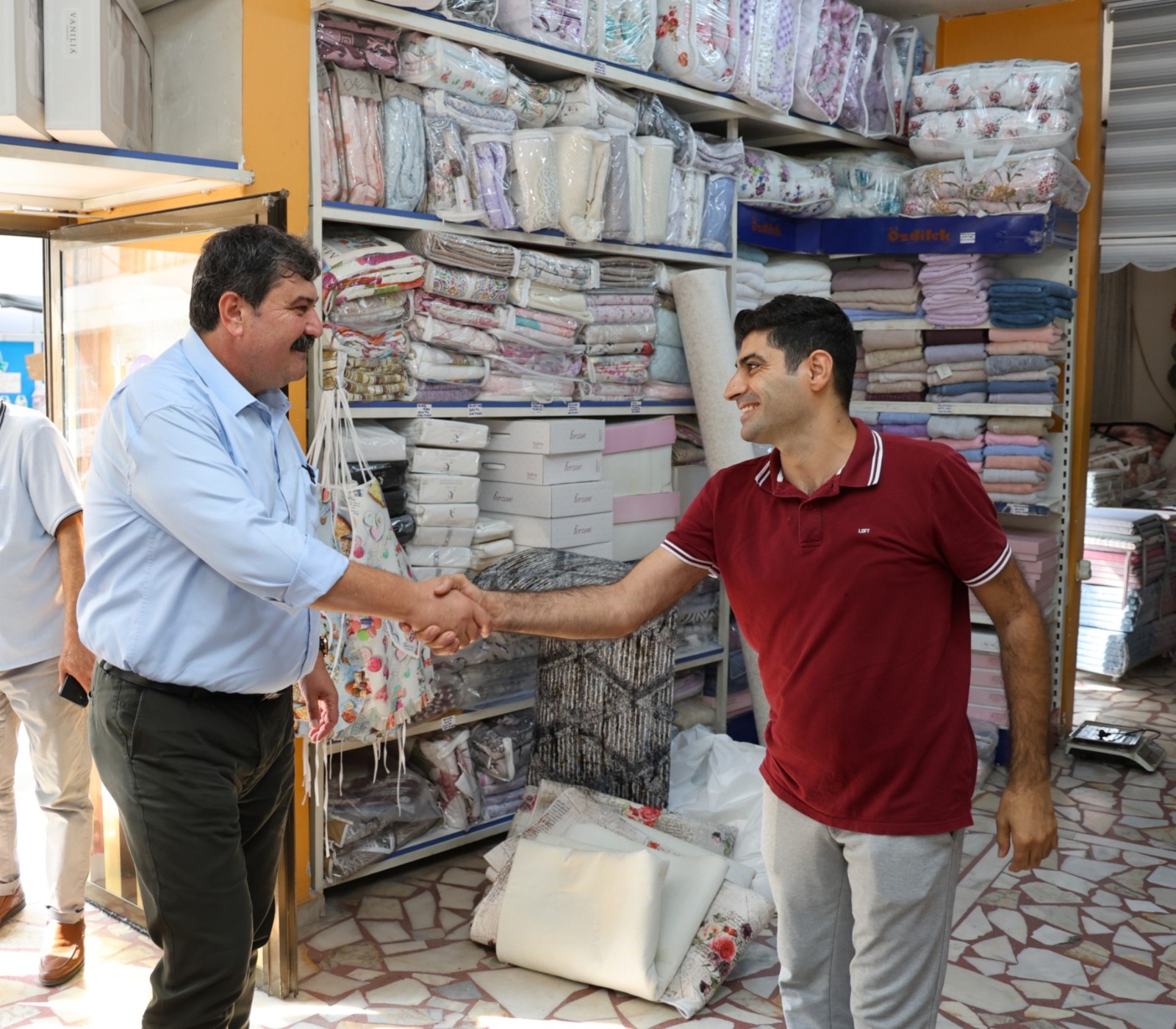 BAŞKAN YILDIZ, MAHALLE ZİYARETLERİNİ SÜRDÜRÜYOR