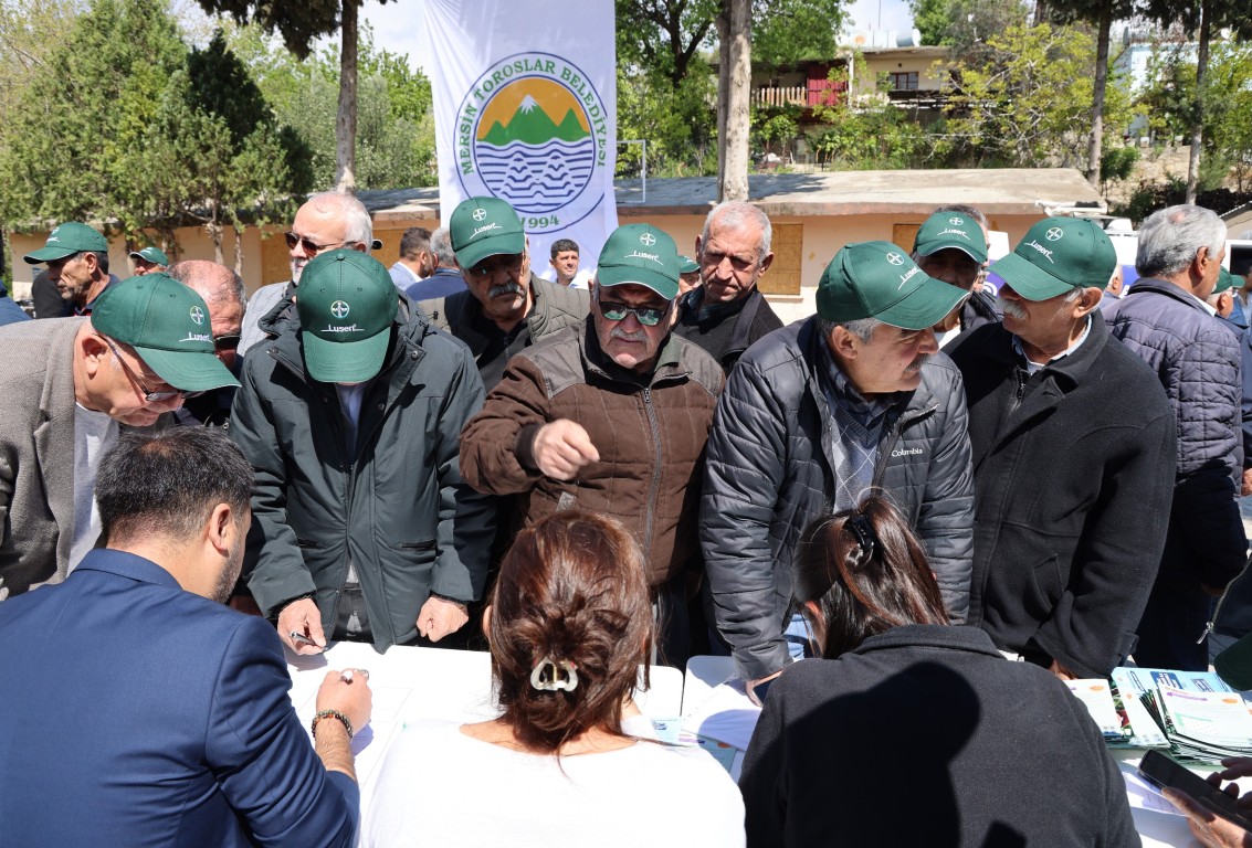 TOROSLAR BELEDİYESİNDEN ÇİFTÇİYE DESTEK