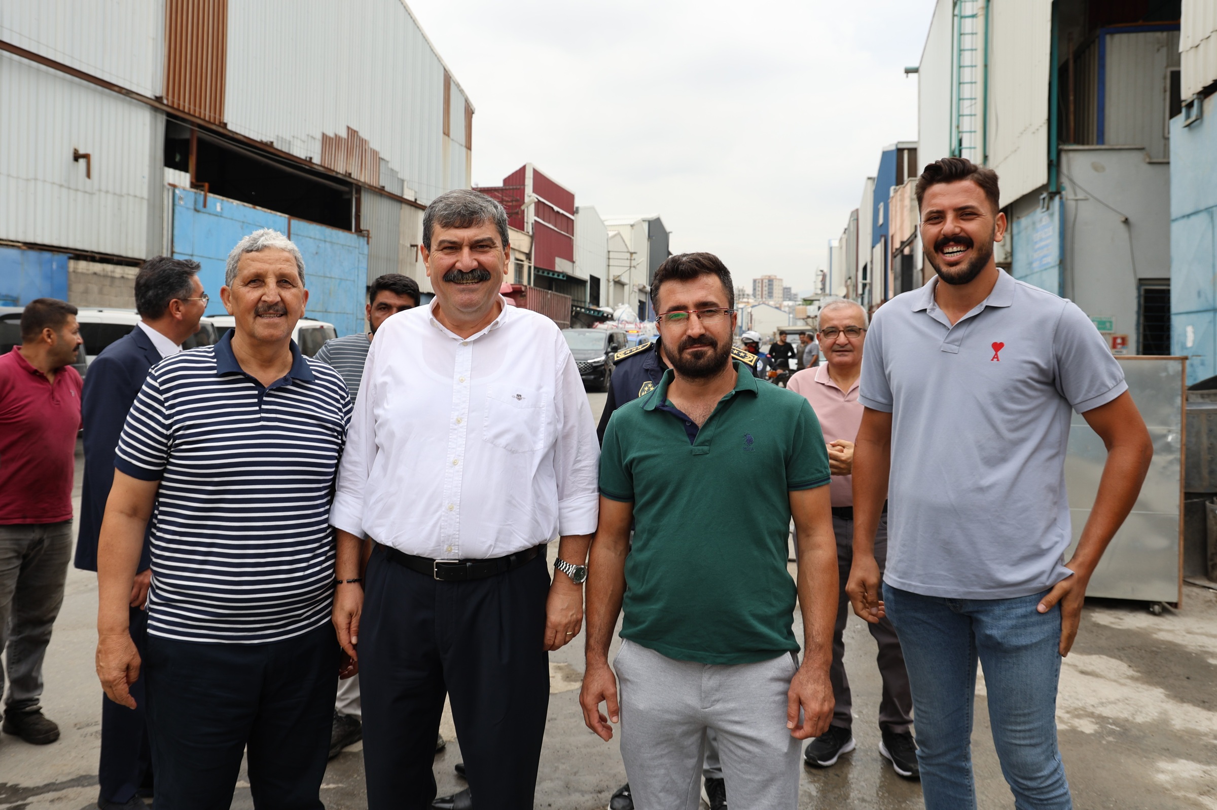 BAŞKAN YILDIZ, GÜNE ESNAF ZİYARETLERİYLE BAŞLIYOR - Görsel 8