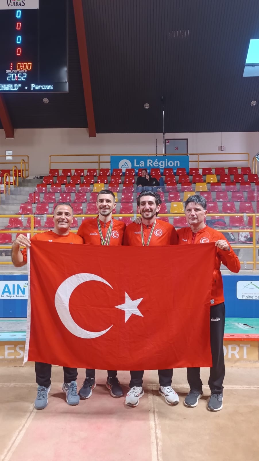 TOROSLAR’IN MİLLİ GURURU MEHMET CAN YAKIN, DÜNYA ÜÇÜNCÜSÜ OLDU